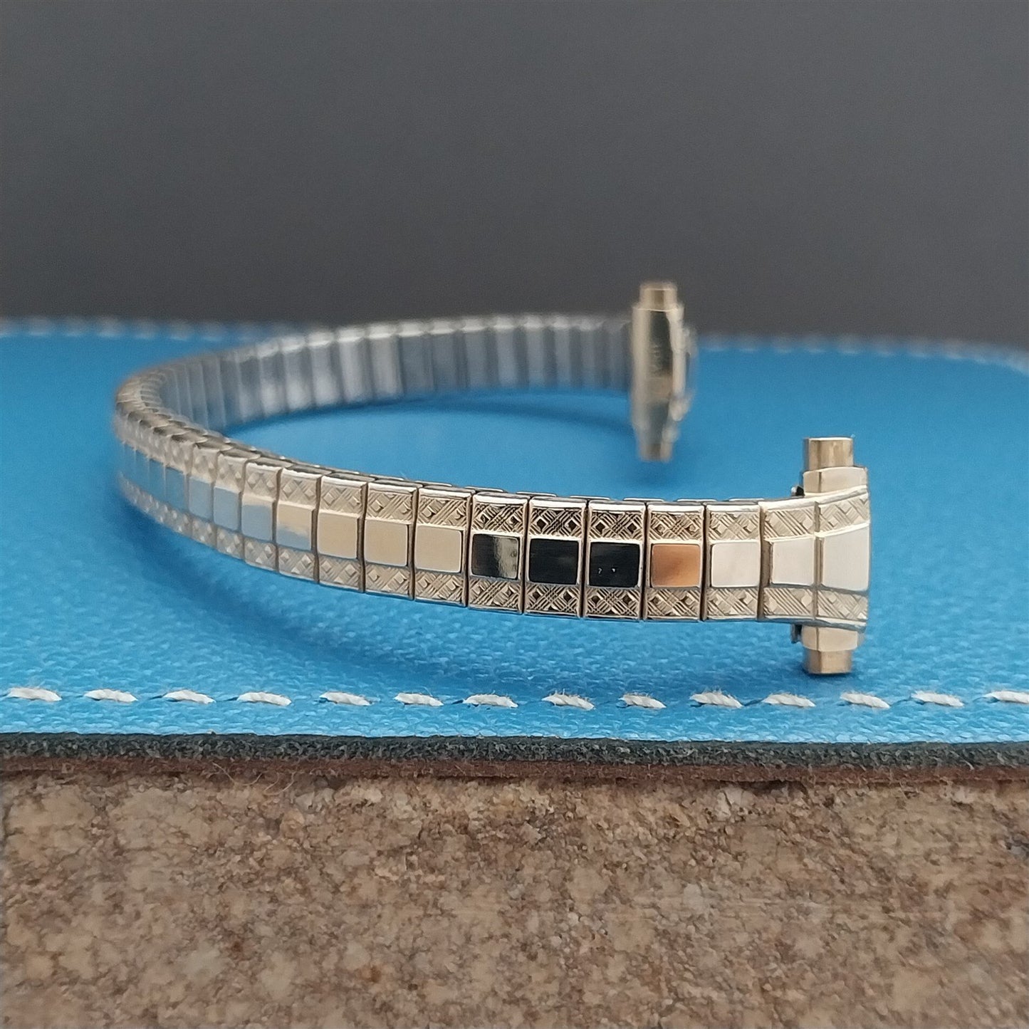 Vintage 10mm 11mm 12mm Ladies Speidel Gold Tone Unused Watch Band