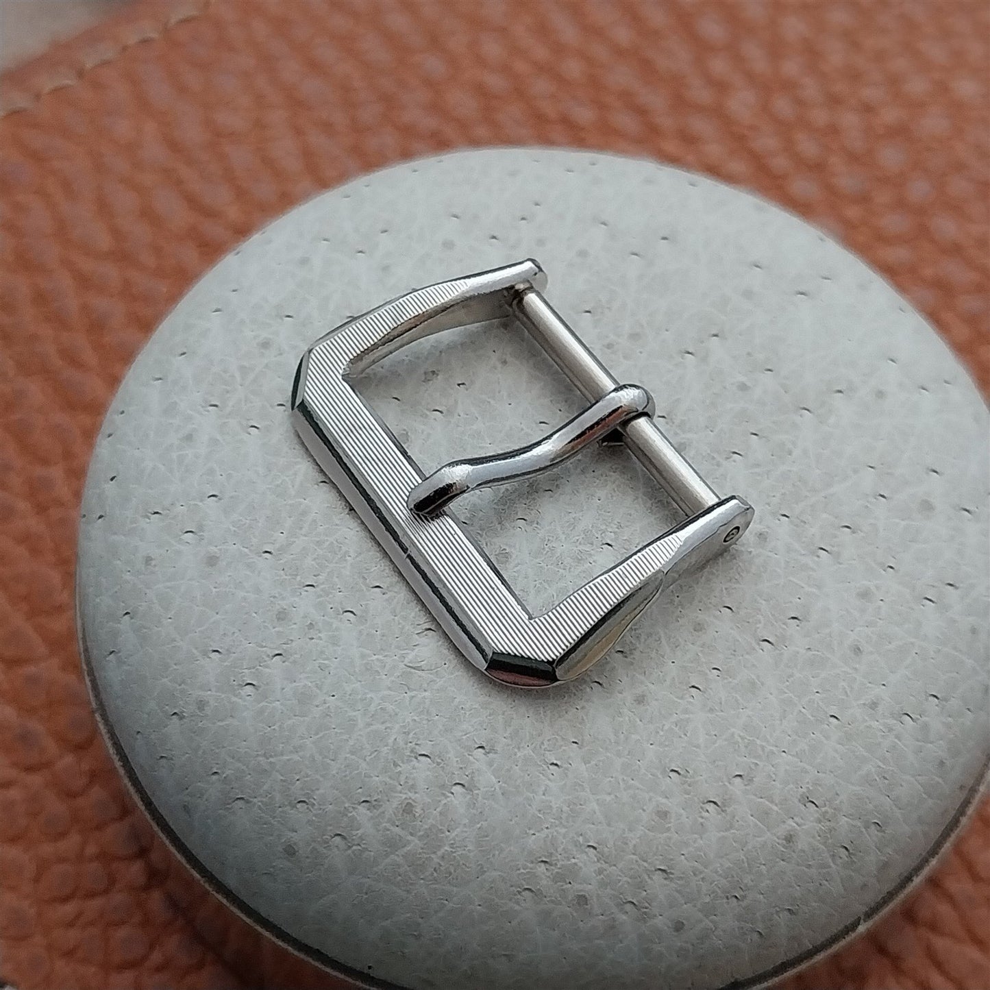 16mm 1970s Vintage White Gold-Tone Classic Unused Watch Strap Buckle
