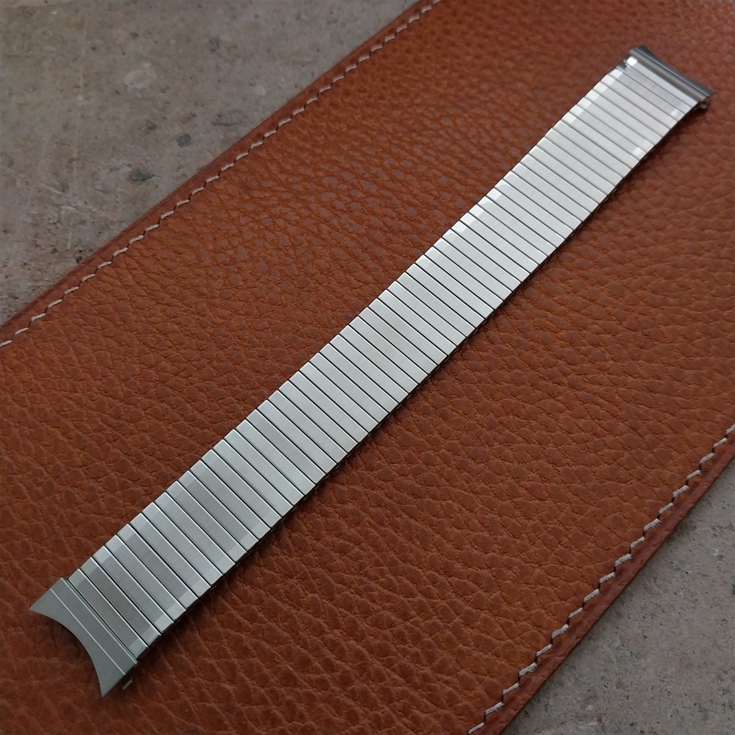 18mm Hadley Roma Stainless Steel Stretch Expansion NOS Watch Band