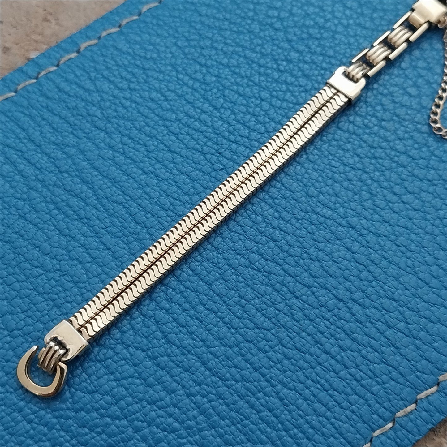 Vintage Kreisler Long Gold-Fill Unused Classic 1950s Ladies Cocktail Watch Band