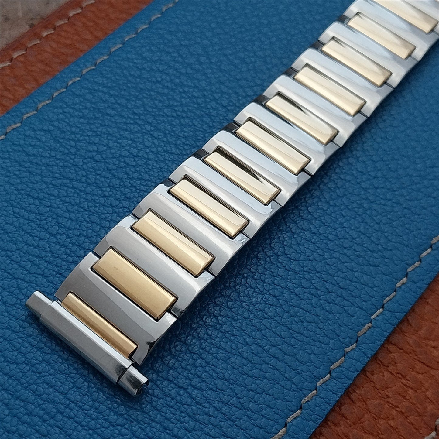 17mm 18mm 20mm Hadley Roma Stainless Steel & Gold-Tone Expansion Watch Band