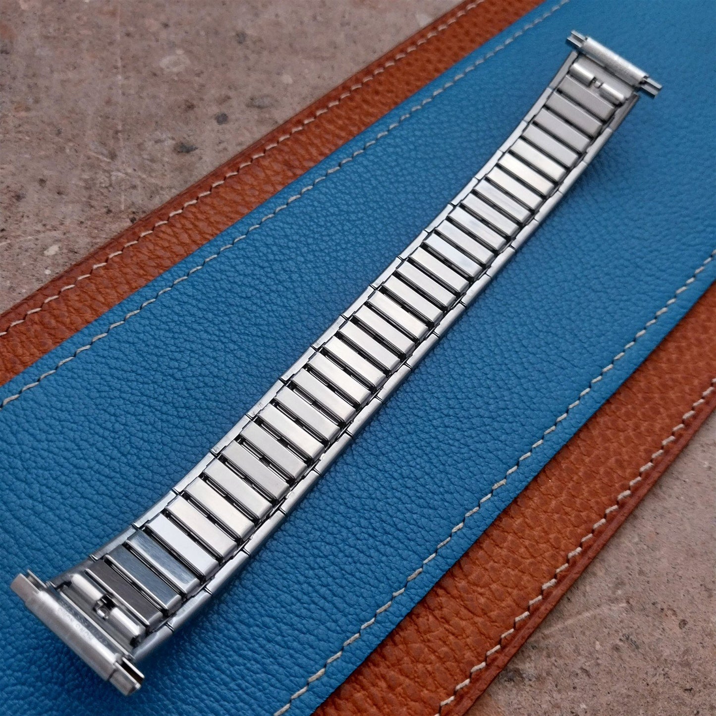 17mm 18mm 20mm Hadley Roma Stainless Steel & Gold-Tone Expansion Watch Band