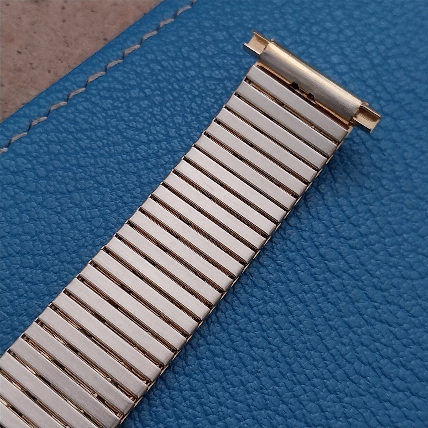 17mm 18mm 20mm Hadley Roma Gold-Tone Expansion Watch Band