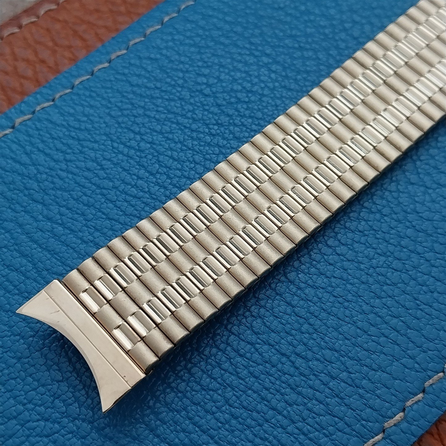 18mm Hadley Roma Gold-Tone Expansion Watch Band