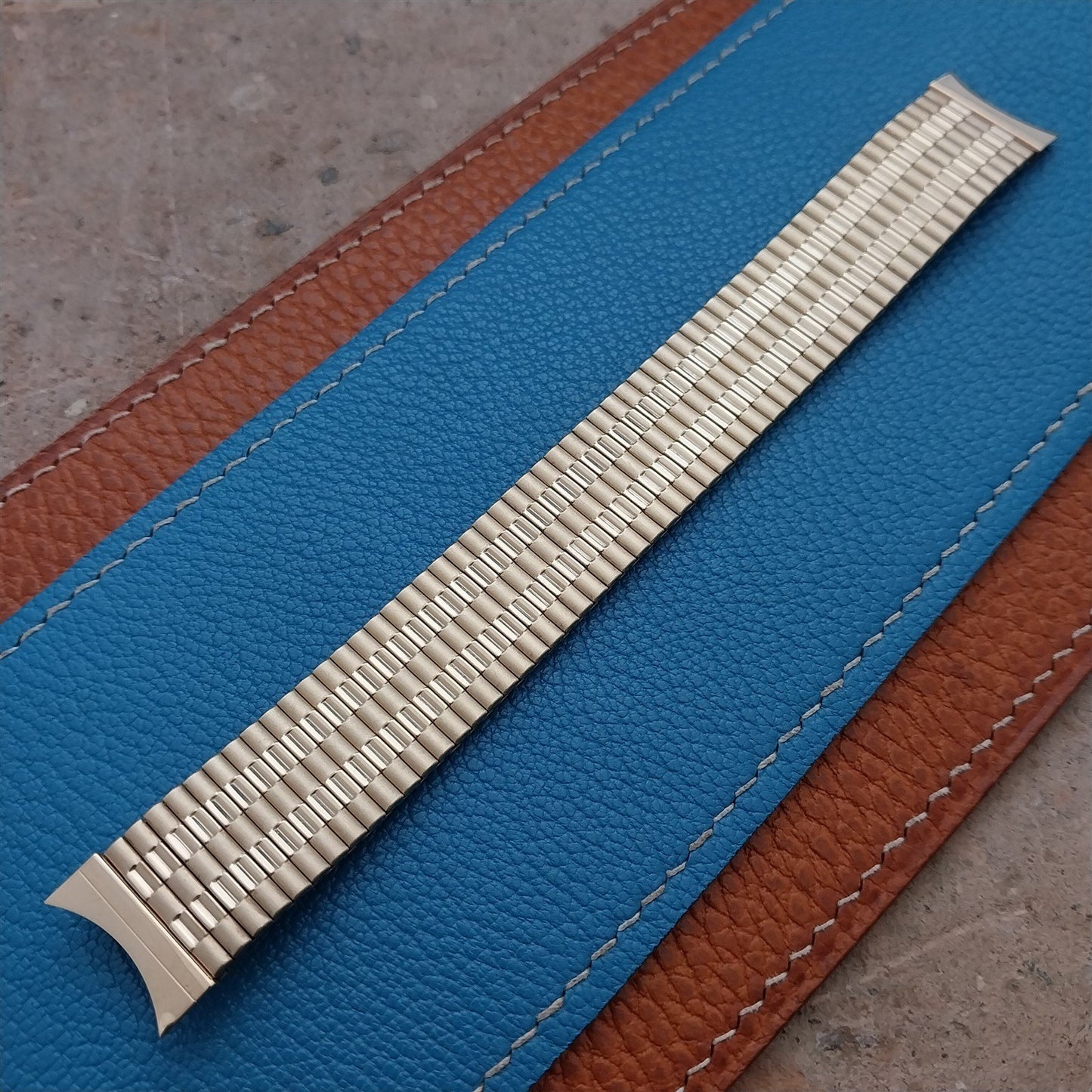 18mm Hadley Roma Gold-Tone Expansion Watch Band