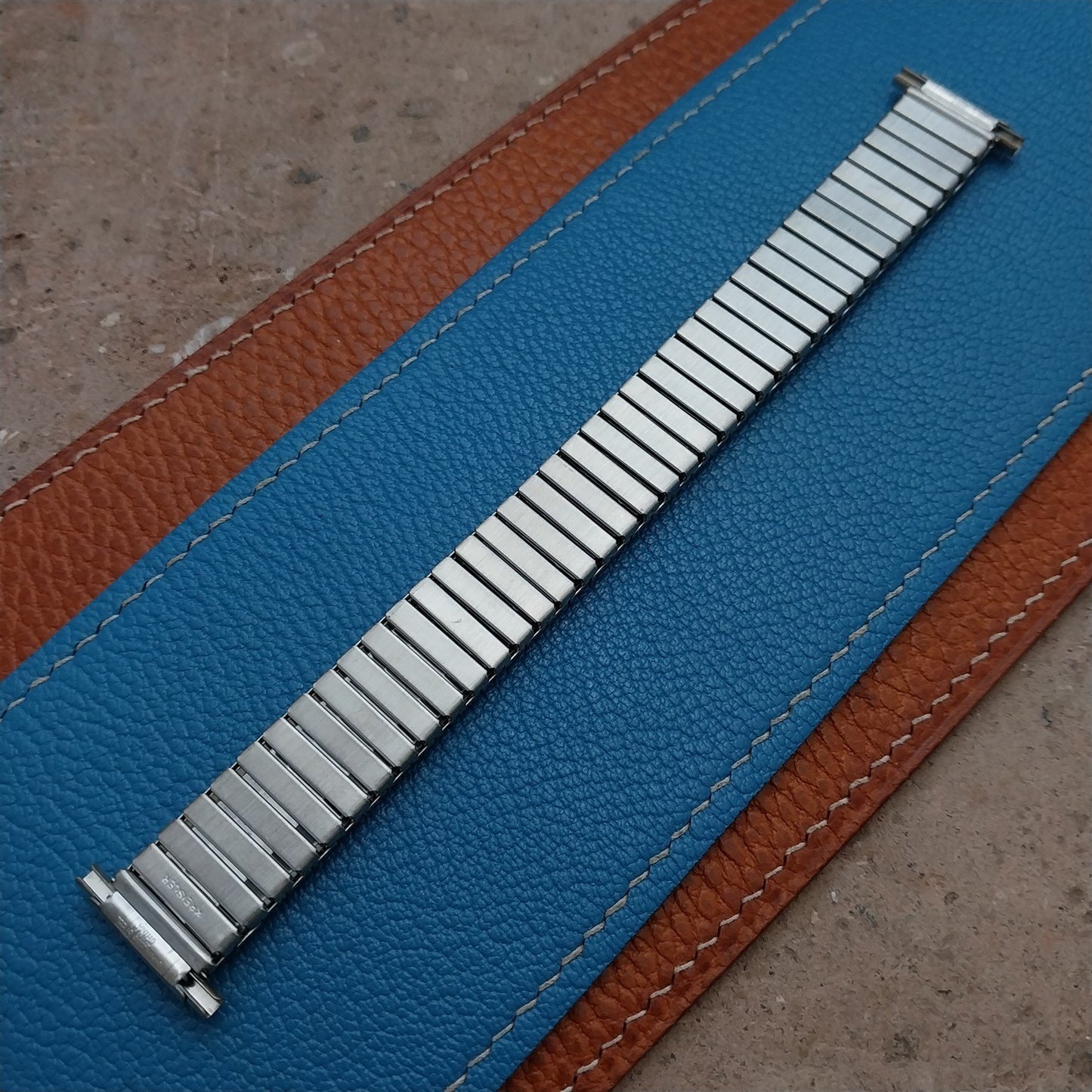16mm 18mm 20mm Kreisler Gold-Tone Expansion Unused Vintage Watch Band