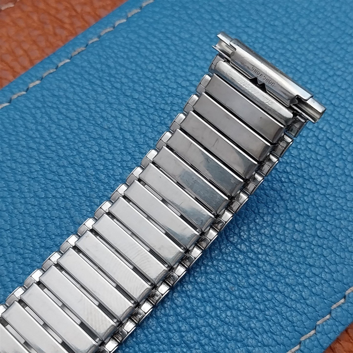 16mm 18mm 20mm Kreisler Stainless & Gold-Tone Expansion Unused Watch Band