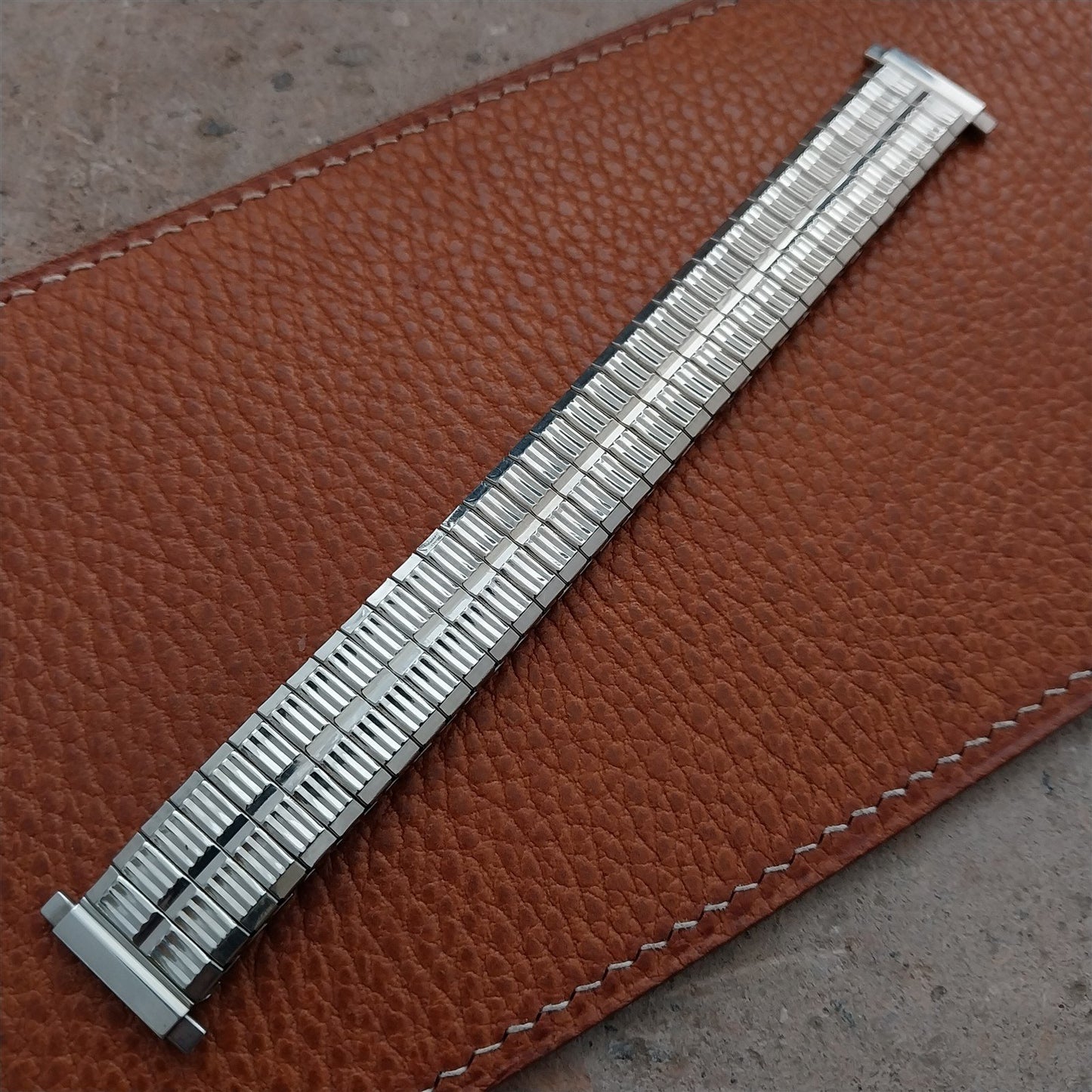 16mm 18mm 20mm BearFlex Stainless Steel Stretch Unused 1970s Vintage Watch Band