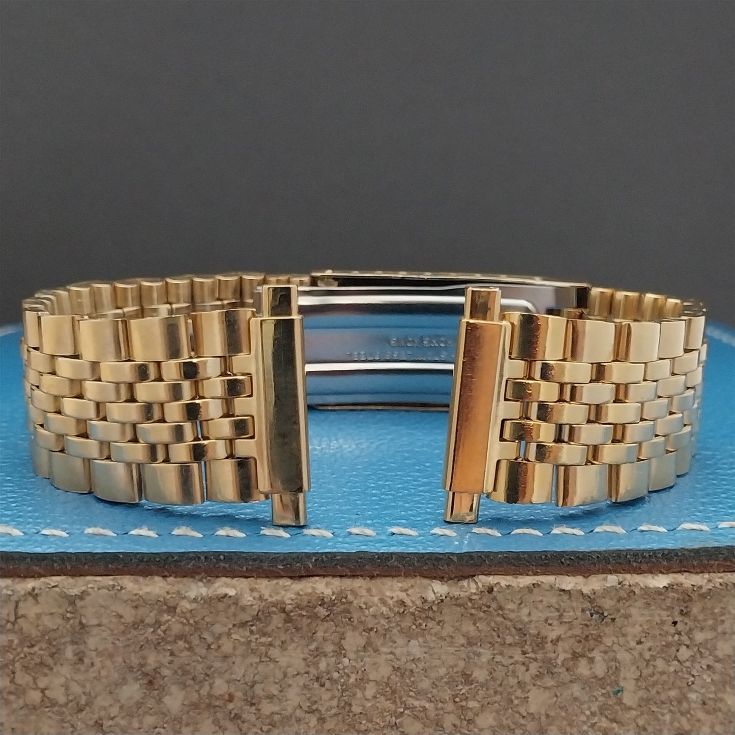 17mm 18mm 19mm 20mm Gold-Tone Beads of Rice 1970s Vintage Watch Band