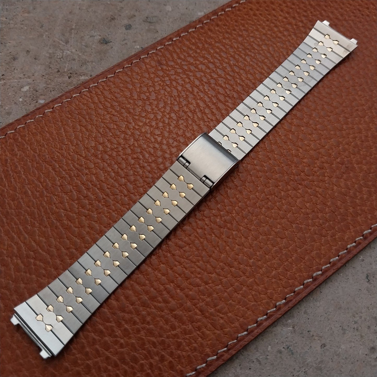 17mm Special Fit Flared Stainless & Gold-Tone nos Vintage Watch Band