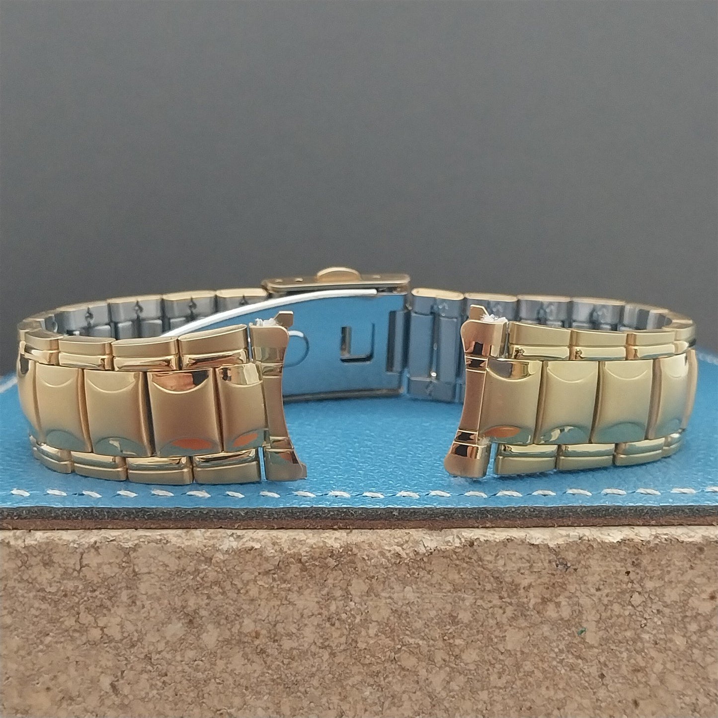 18mm Speidel Gold Tone Unused Vintage Watch Band