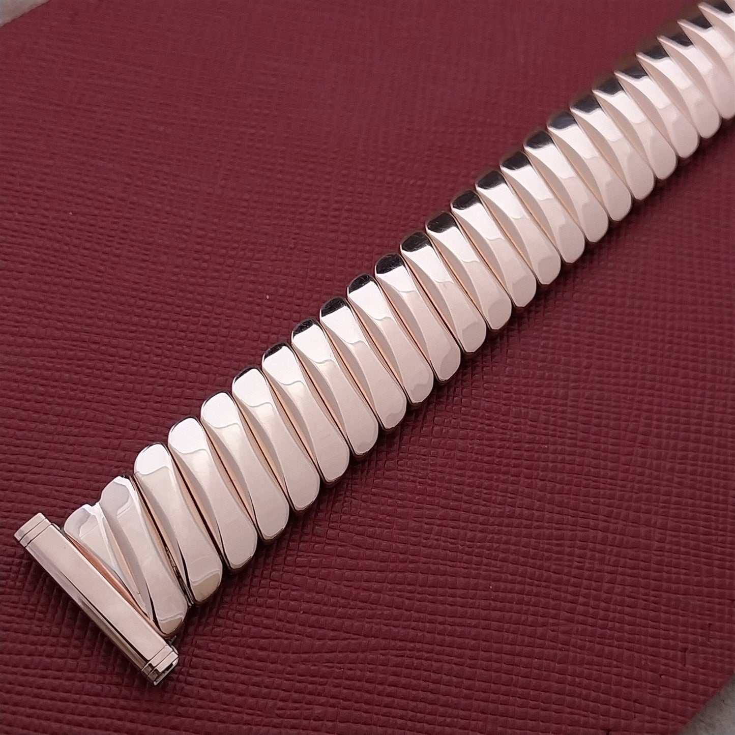 1950s Bellavance Rose Gold-Fill Stretch NOS Unused Vintage Watch Band