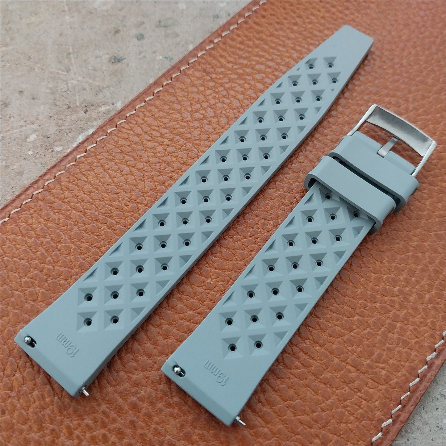 19mm FKM Rubber Gray Classic Divers Watch Strap