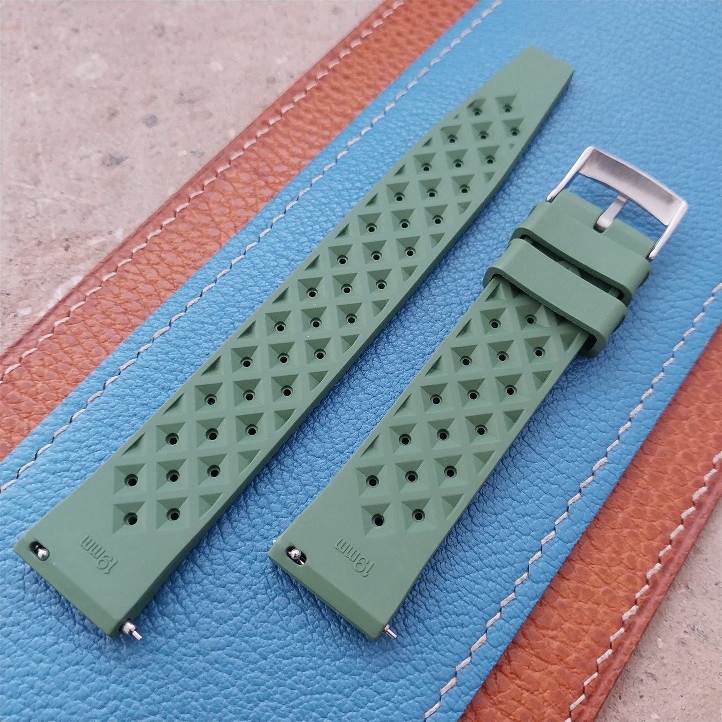 19mm FKM Rubber Green Classic Divers Watch Strap