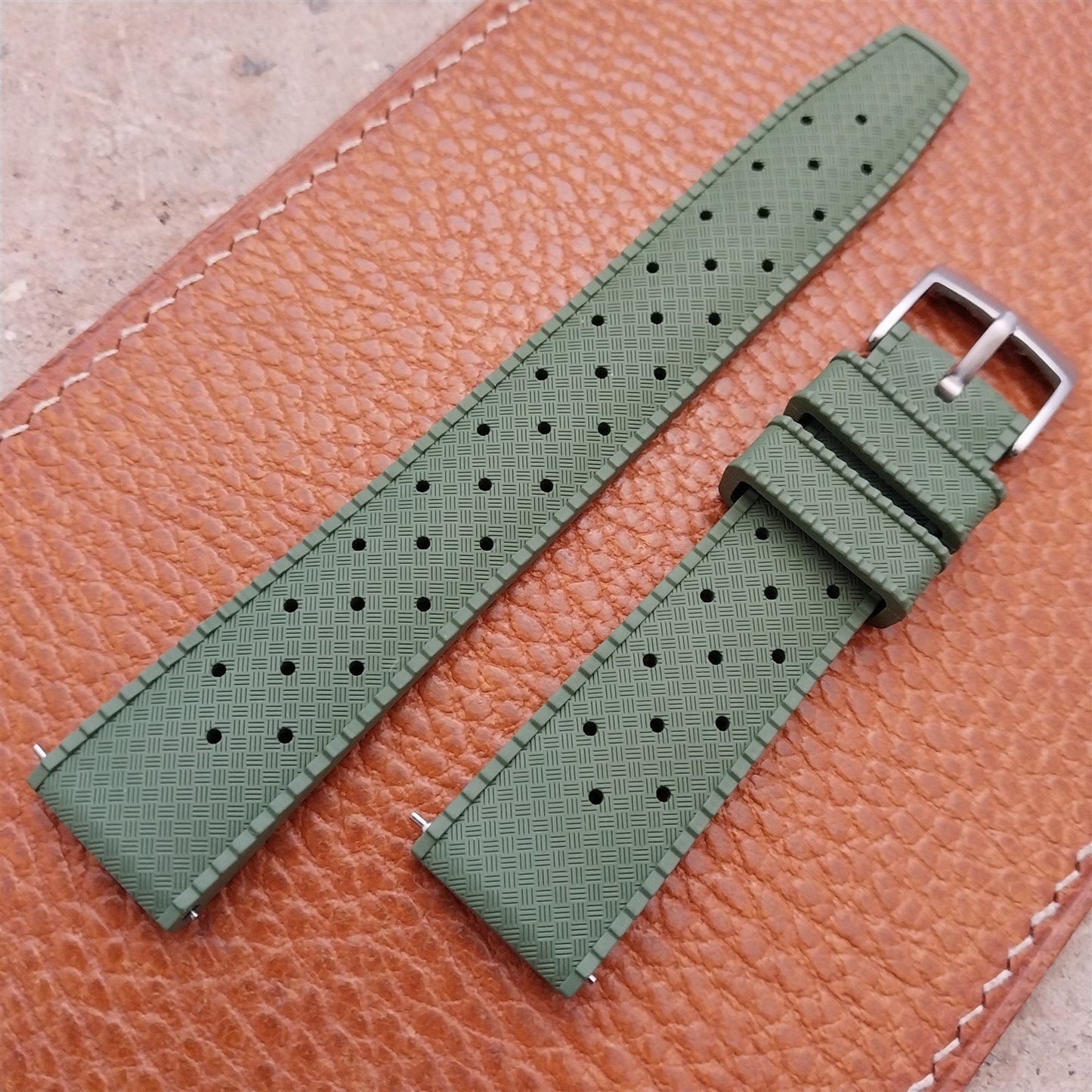 18mm FKM Tropical Green Tapered Divers Watch Strap