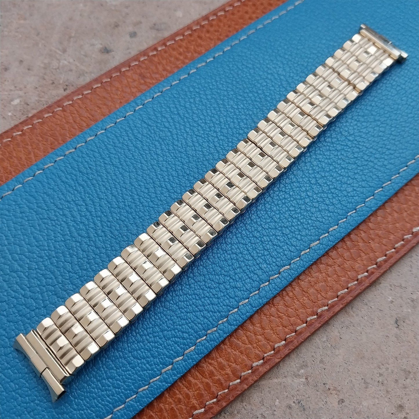 17mm 18mm 19mm Gold-Filled JB Champion Unused 1960s Vintage Watch Band