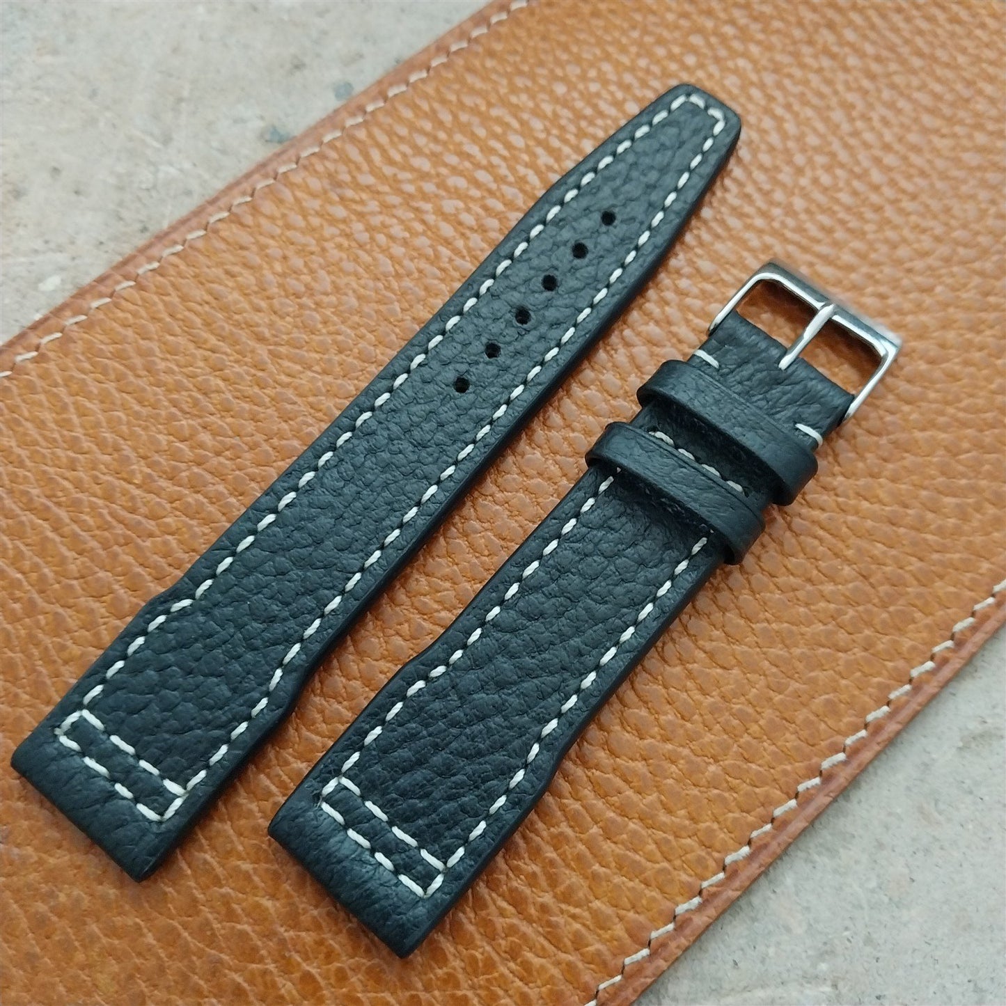 20mm Black Rios Typhoon Buffalo Leather 20/18 Aviator Pilot Watch Strap