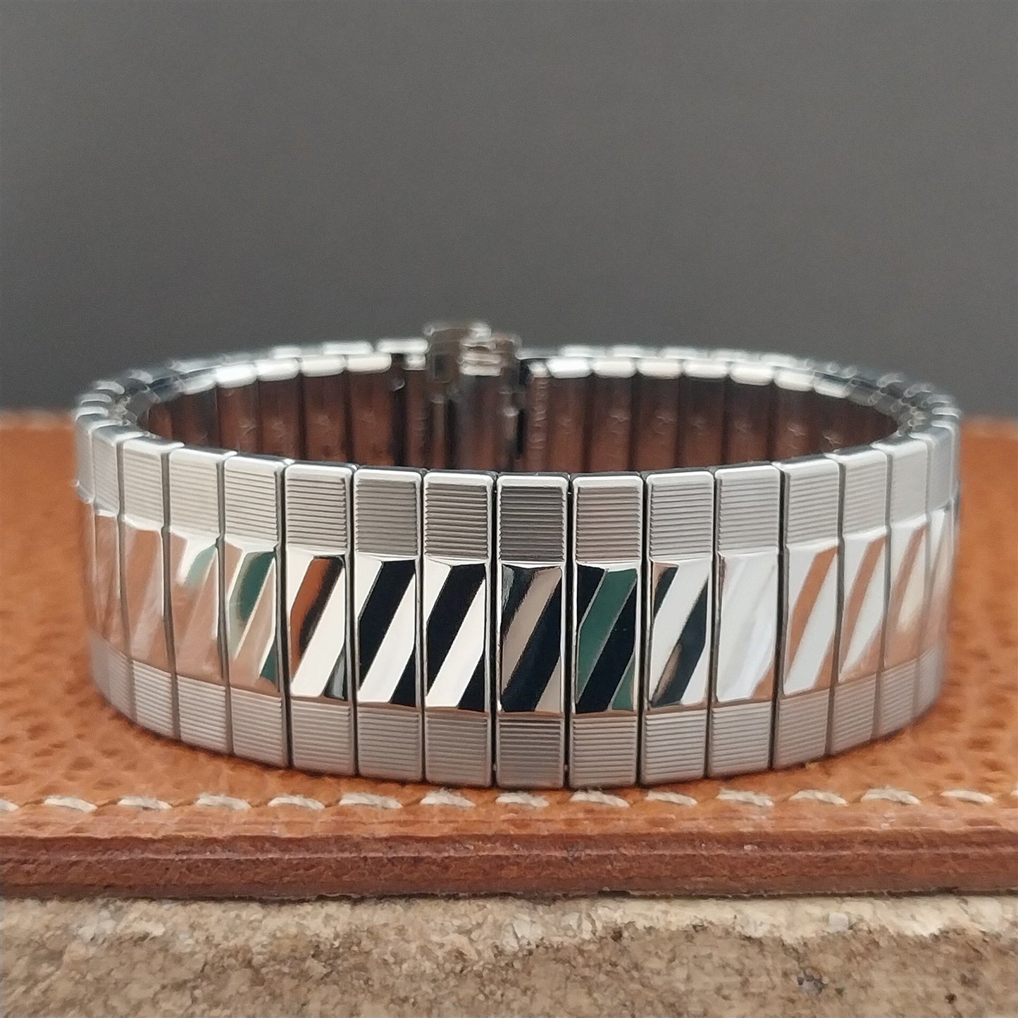 Vintage Kreisler 19mm 18mm 17mm Stainless Steel NOS 1960s Watch Band