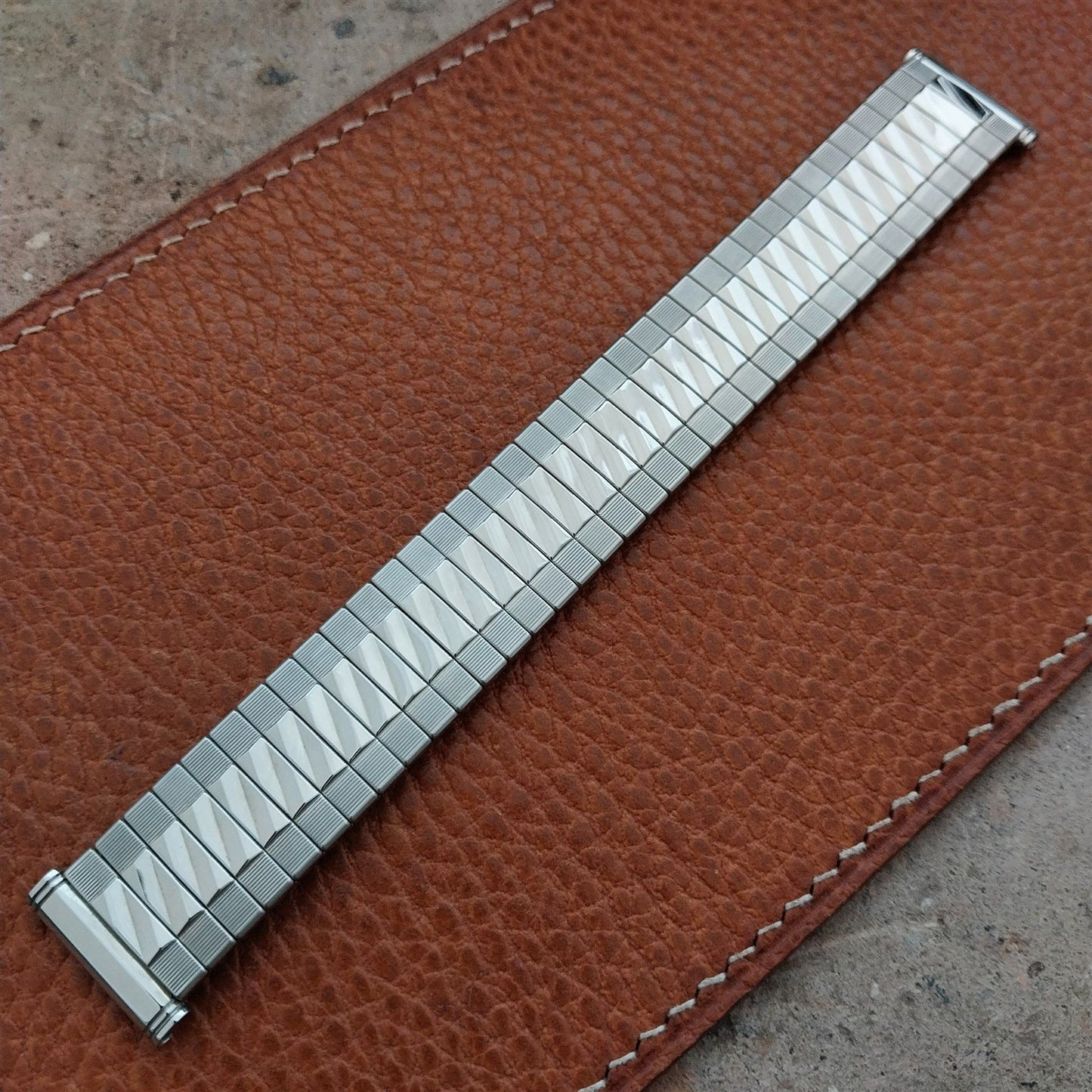 Vintage Kreisler 19mm 18mm 17mm Stainless Steel NOS 1960s Watch Band