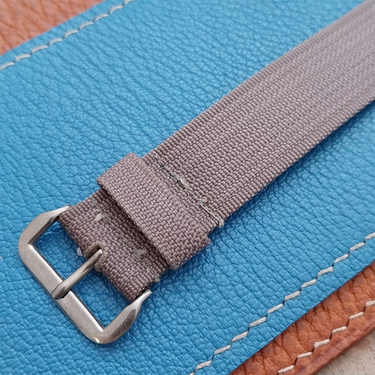 Vintage 18.5mm Gray Ribbed Nylon Single-Pass NOS Classic 1950s Field Watch Strap