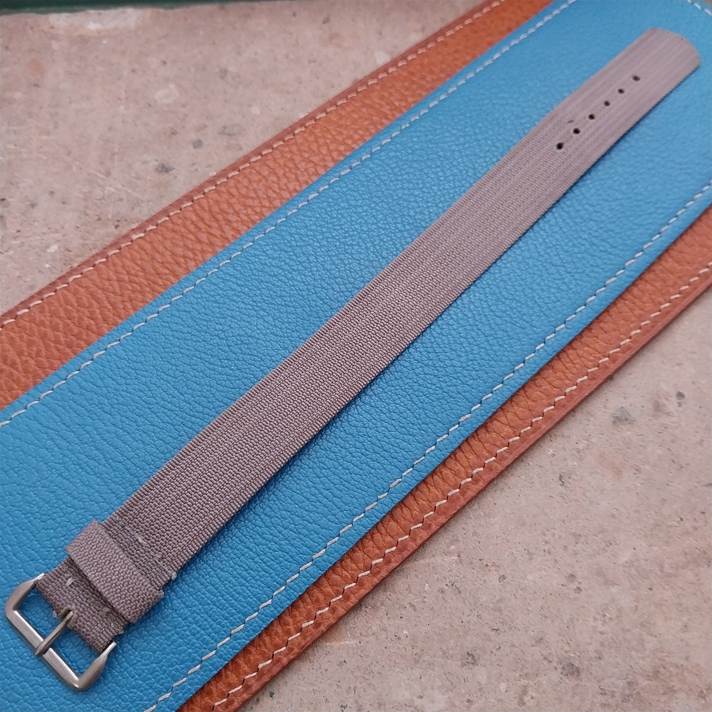 Vintage 18.5mm Gray Ribbed Nylon Single-Pass NOS Classic 1950s Field Watch Strap