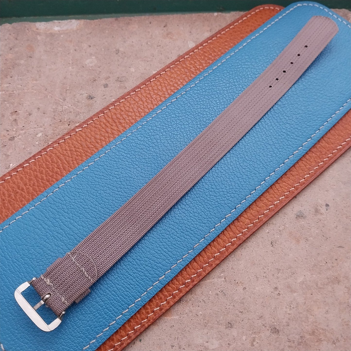 Vintage 18.5mm Gray Ribbed Nylon Single-Pass NOS Classic 1950s Field Watch Strap
