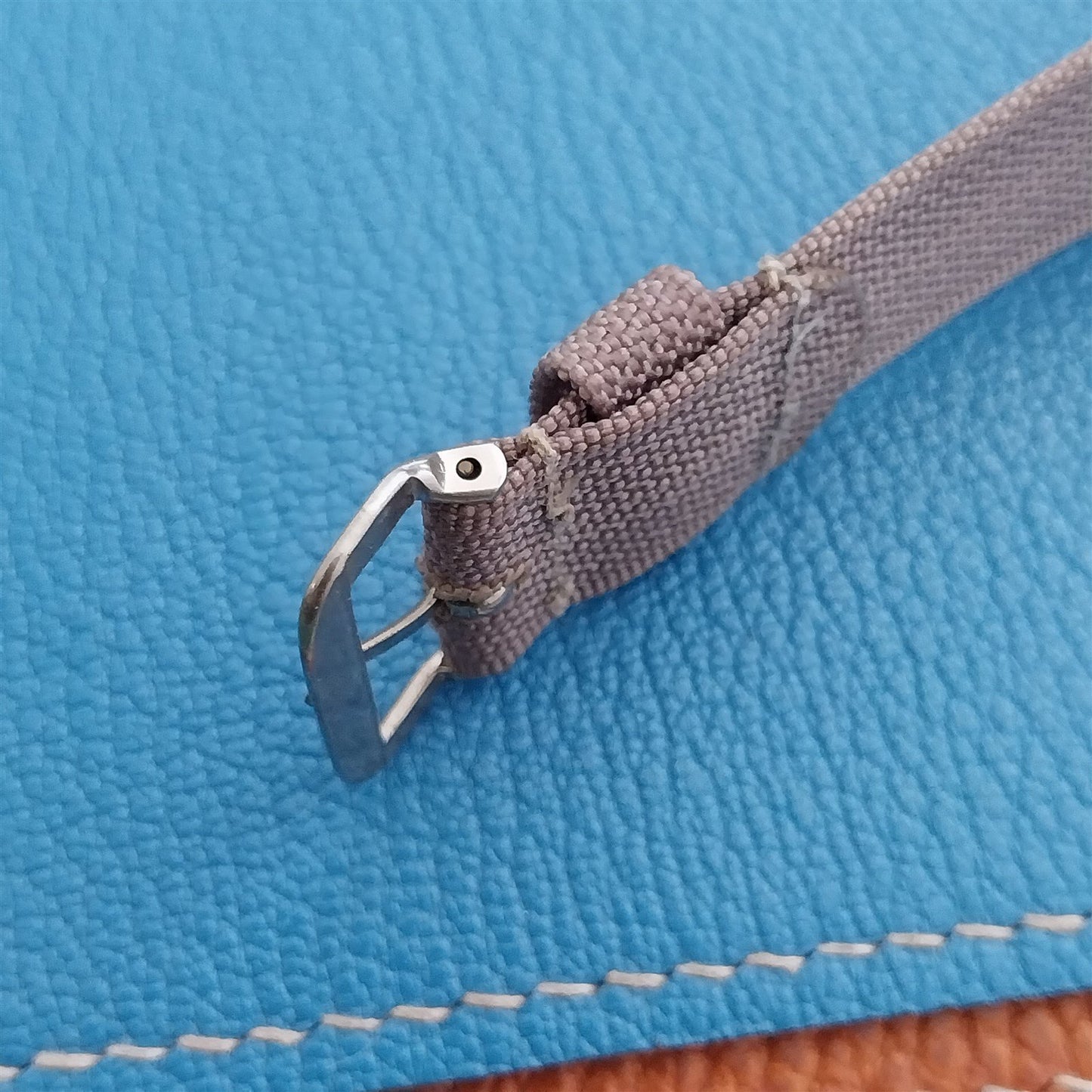 Vintage 18.5mm Gray Ribbed Nylon Single-Pass NOS Classic 1950s Field Watch Strap