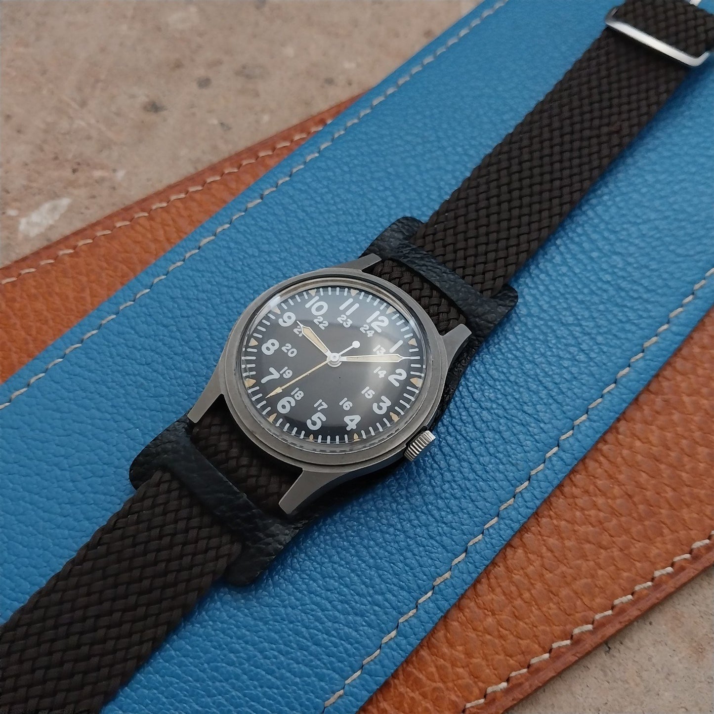 18mm Vintage Style Veg-Tanned Pebbled Leather Bund Pad for Watch Strap