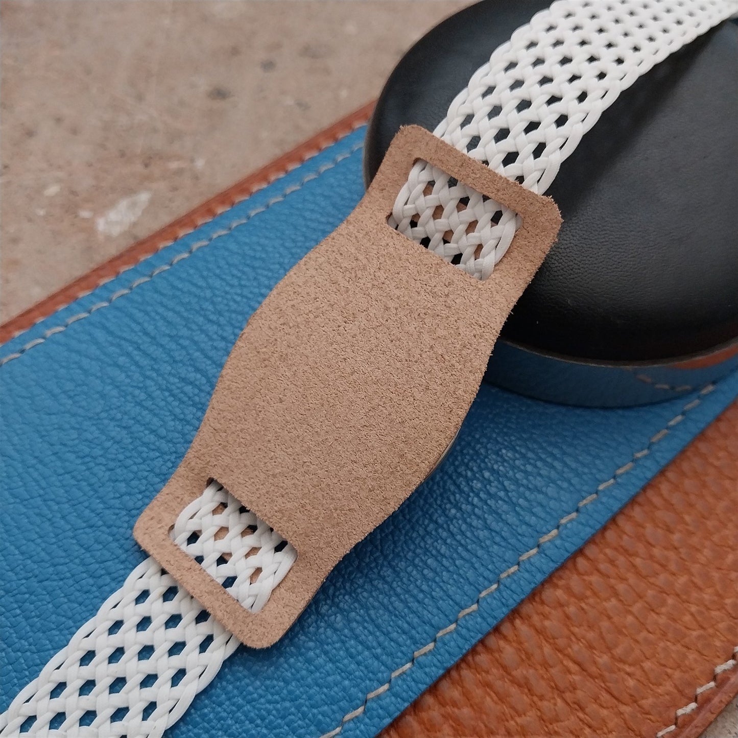 16mm Vintage Style Natural Vachetta Leather Bund Pad