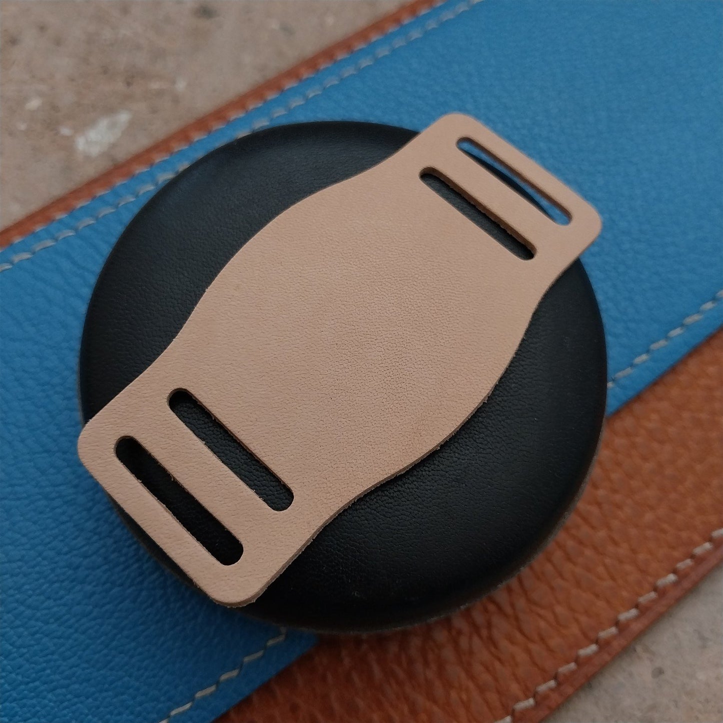 18mm Vintage Style Natural Vachetta Leather Bund Pad