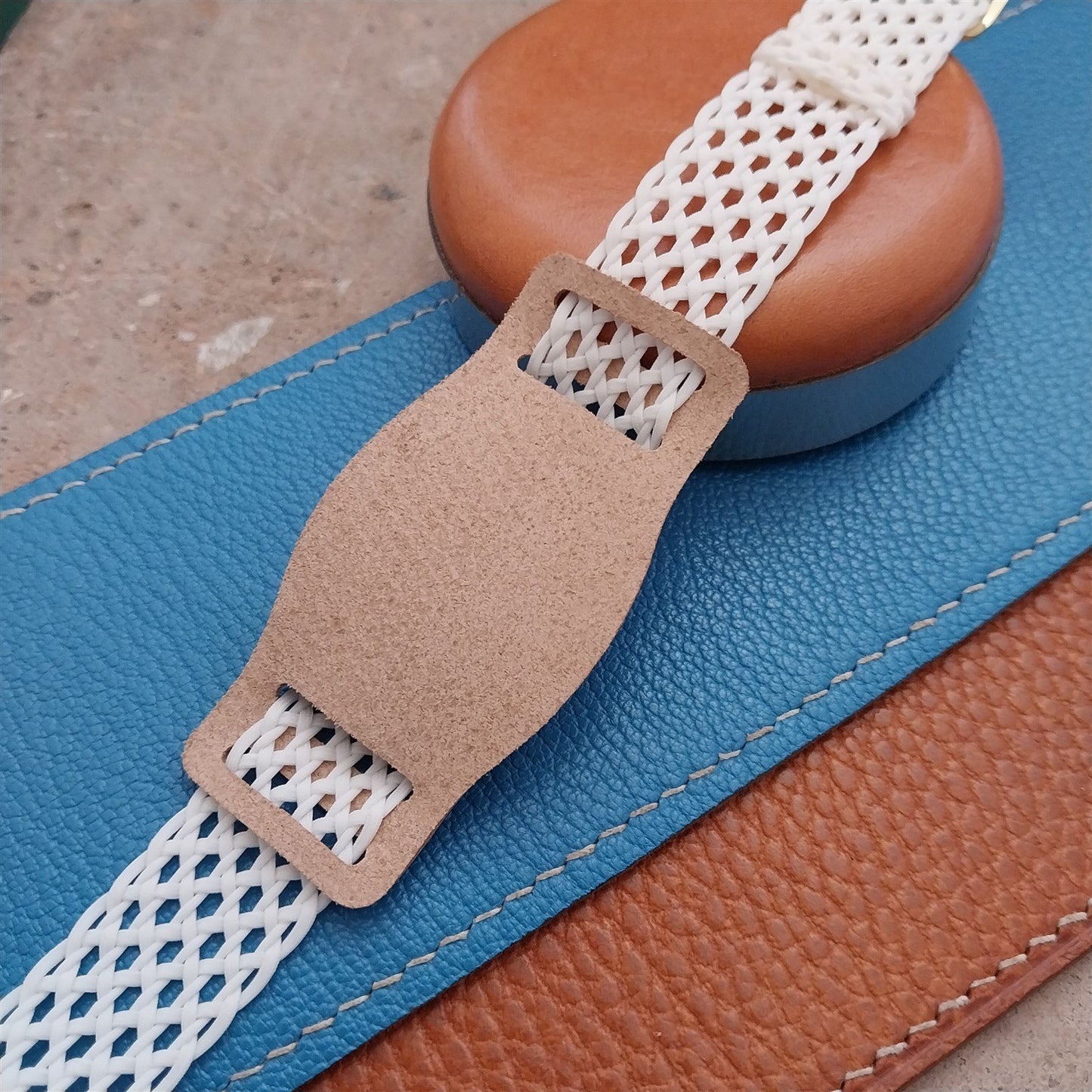 18mm Vintage Style Natural Vachetta Leather Bund Pad
