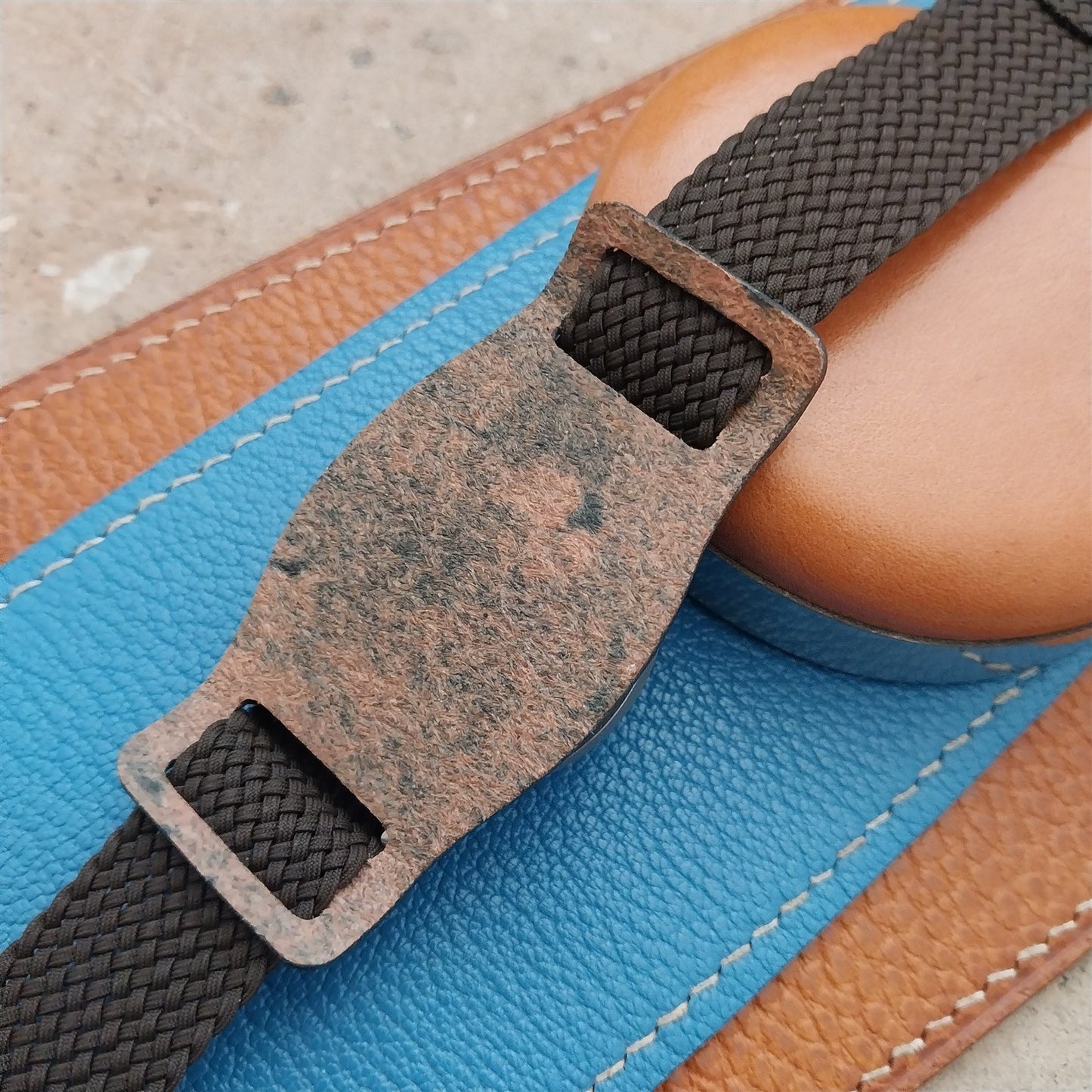 18mm Vintage Style Black Bridle Leather Bund Pad