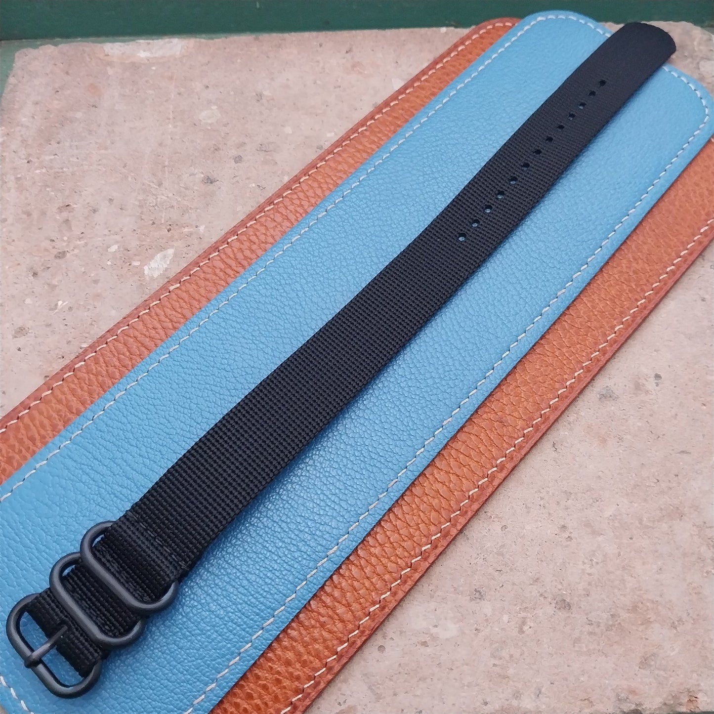 20mm Black Maratac Zulu Watch Strap & Black Hardware