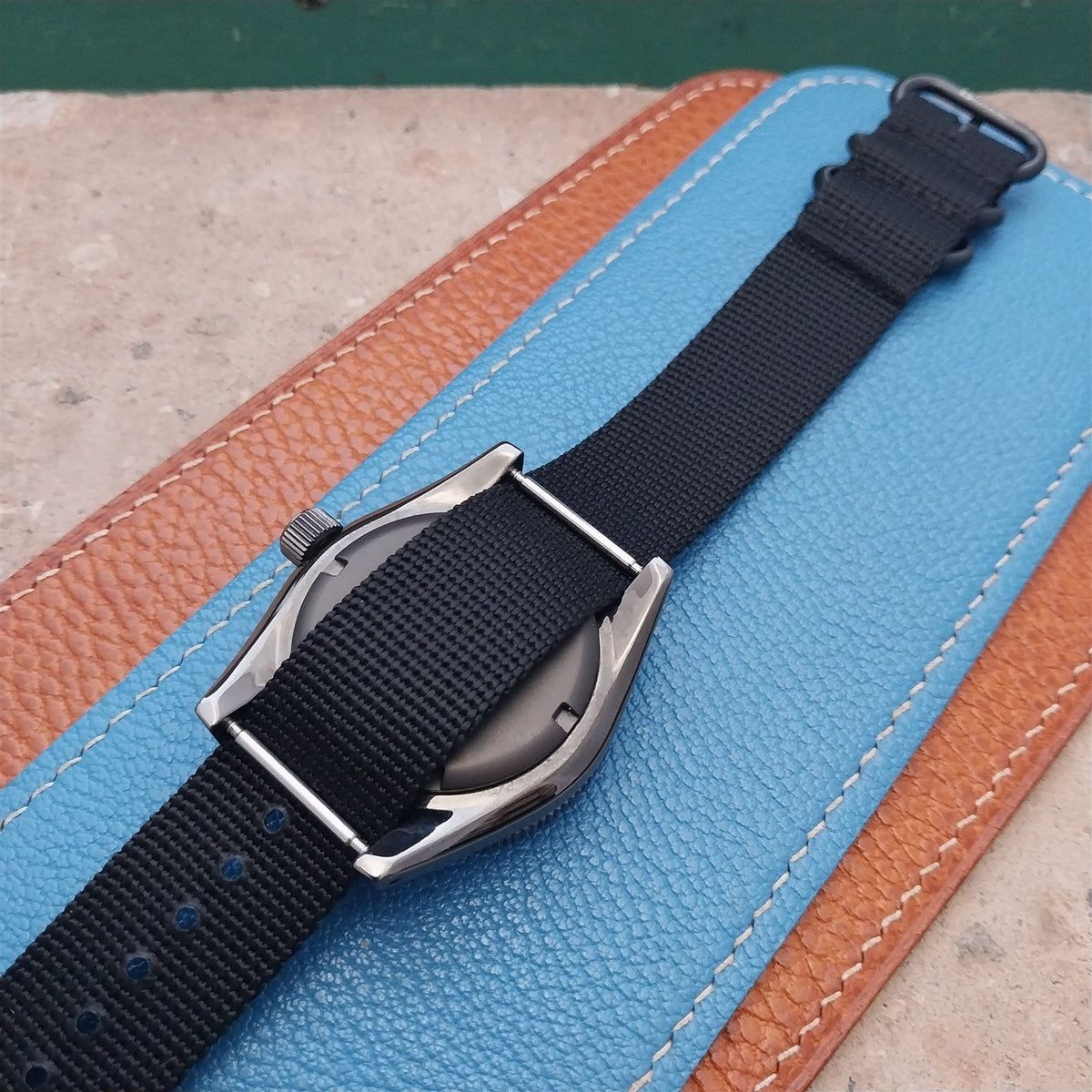 20mm Black Maratac Zulu Watch Strap & Black Hardware