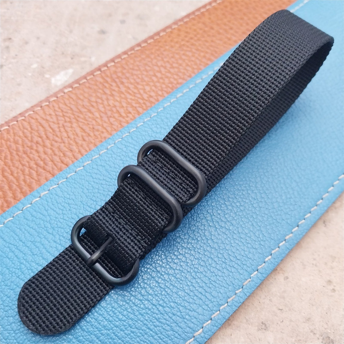 20mm Black Maratac Zulu Watch Strap & Black Hardware