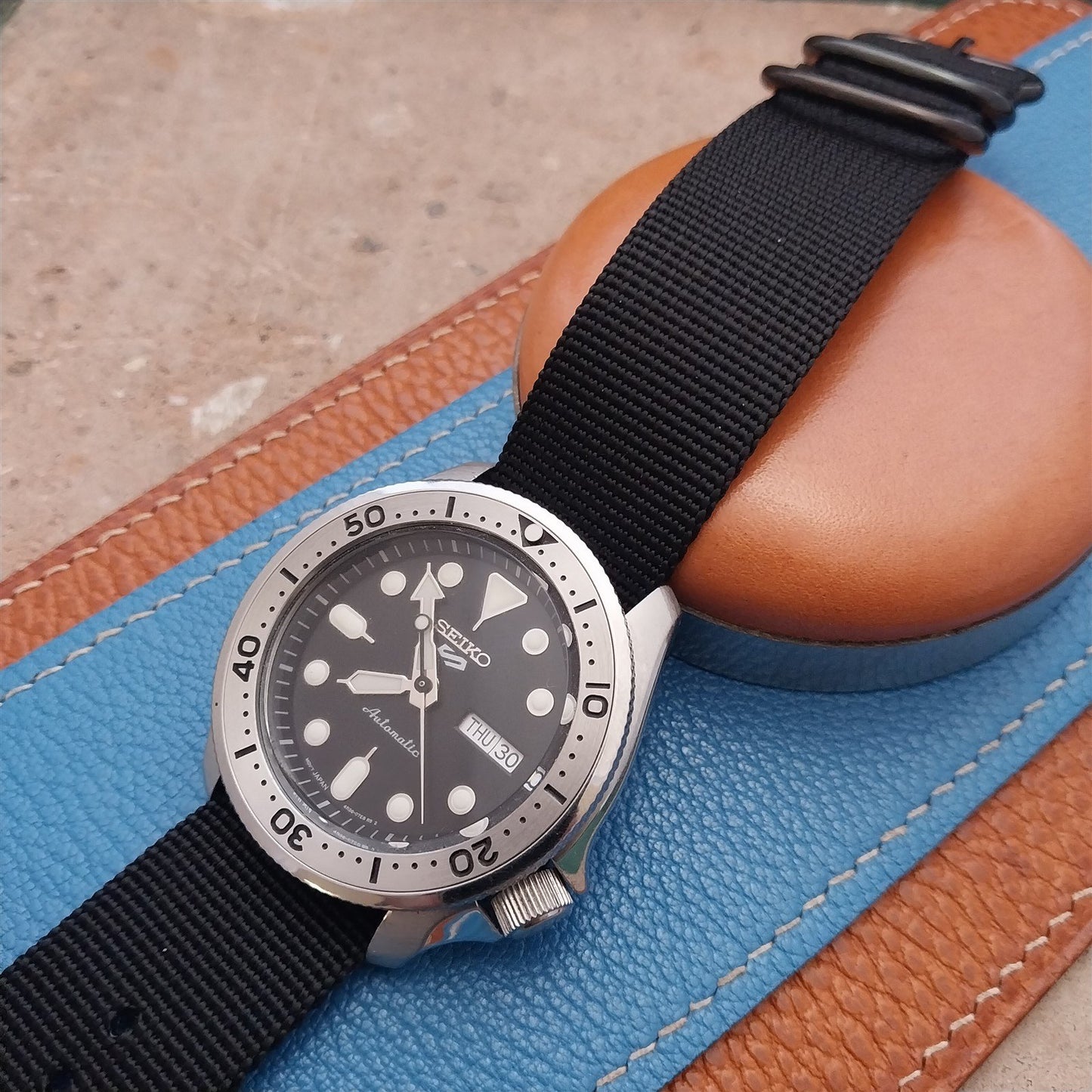 20mm Black Maratac Zulu Watch Strap & Black Stainless Hardware