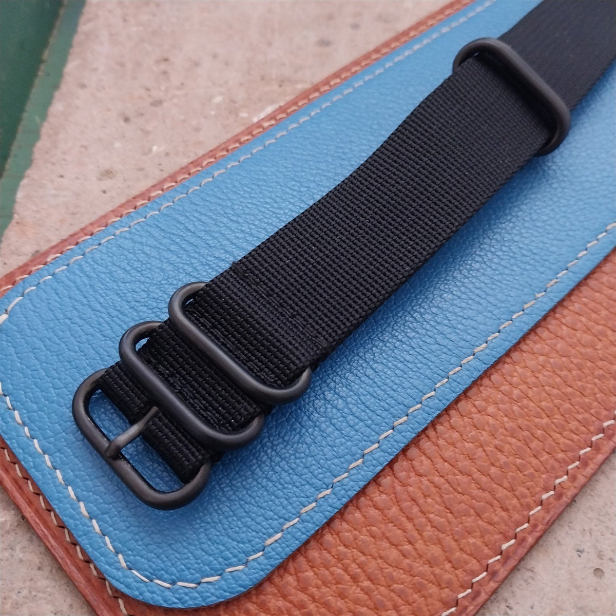 24mm Black Maratac 4 Ring Zulu Watch Strap & Black Buckle