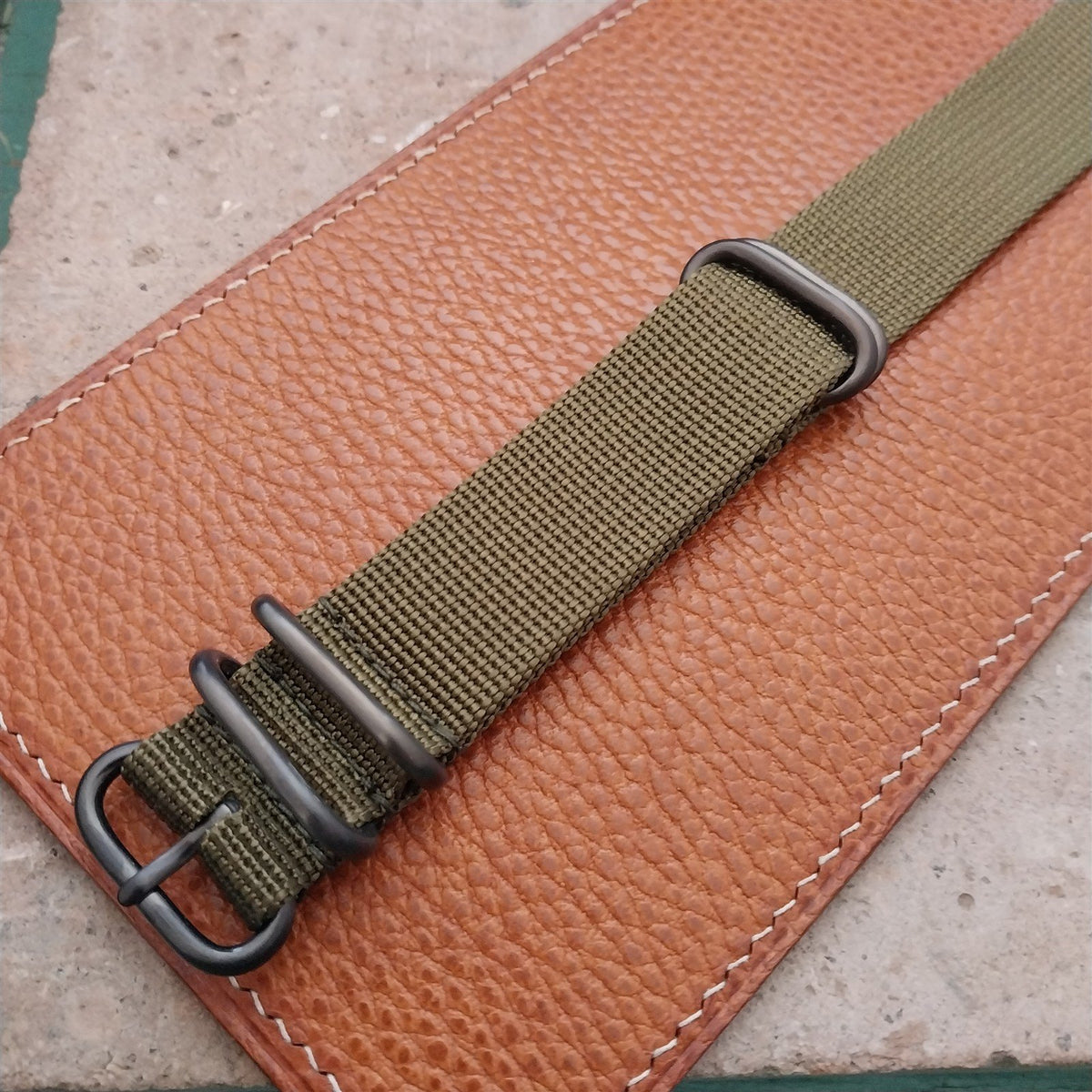 22mm OD Green Maratac 4 Ring Zulu Watch Strap & Black Buckle