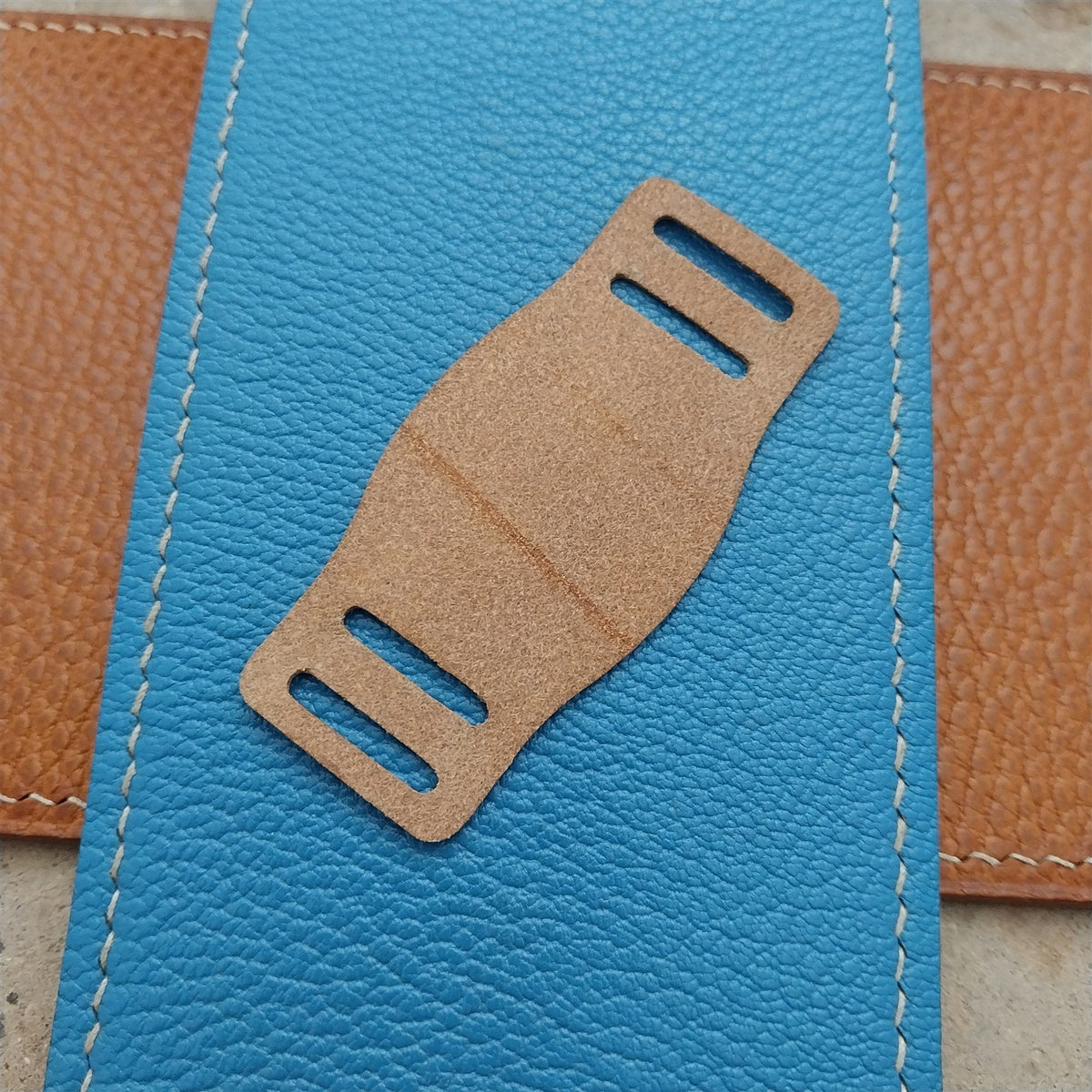 15mm 16mm Vintage Style Brown Saddle Leather Bund Pad