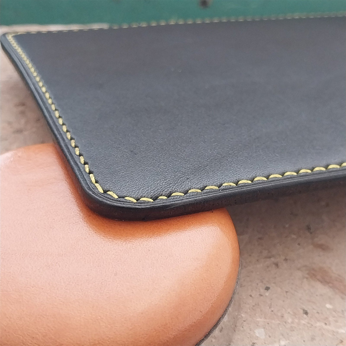 Handmade Black Bridle Leather Watch Strap Changing Pad
