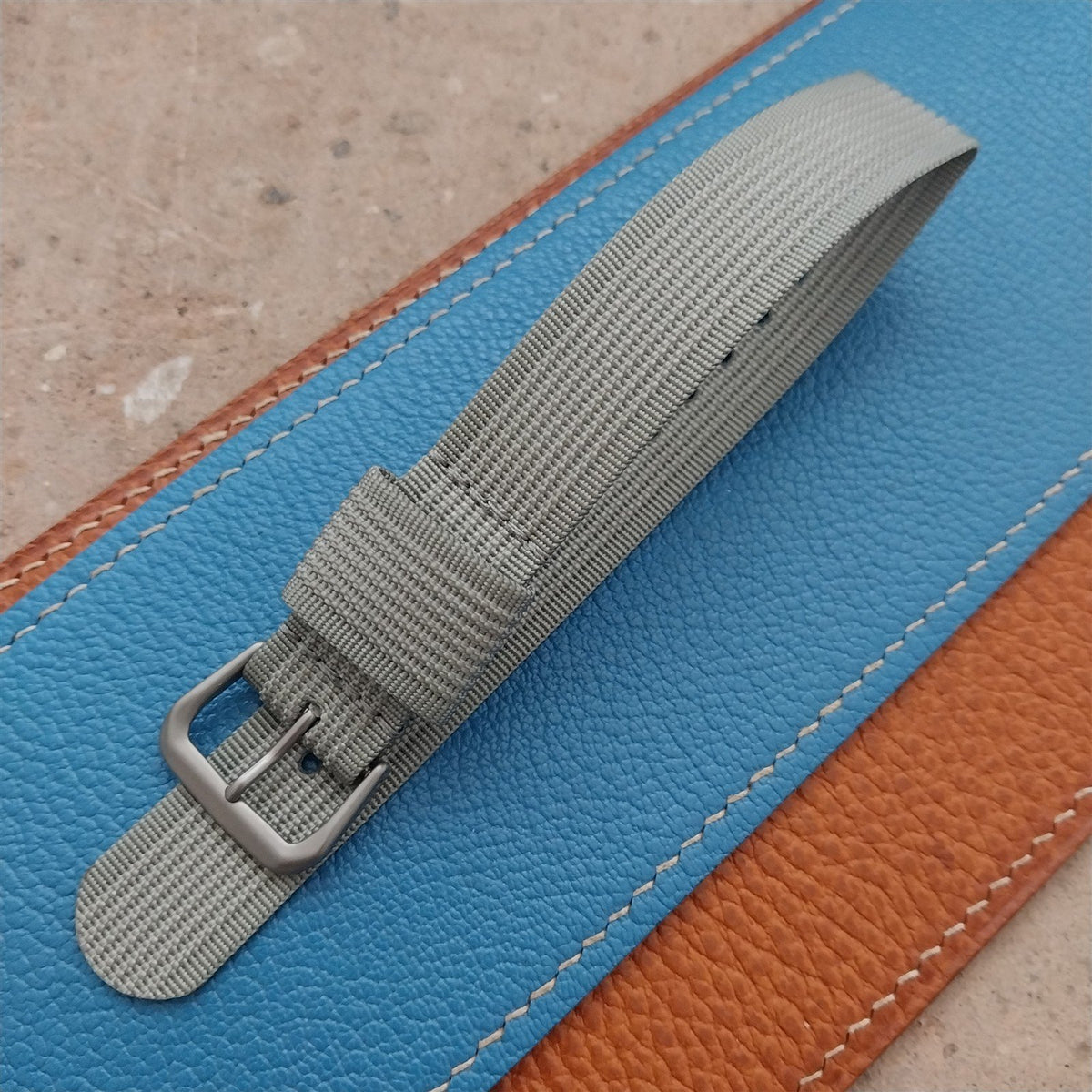 18mm RAF Gray Ribbed Nylon Single-Pass Field Watch Strap