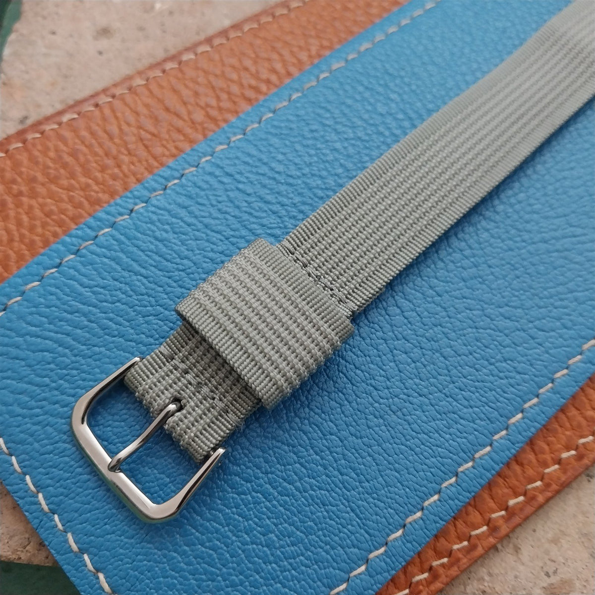 18mm RAF Gray Ribbed Nylon Single-Pass Field Watch Strap