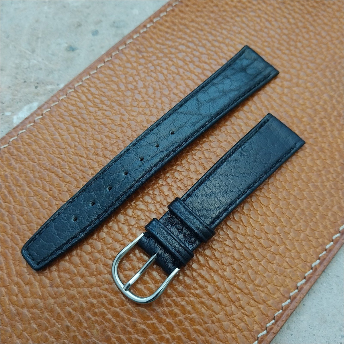 16mm Swiss Black Tapered Leather Unused Vintage Watch Strap