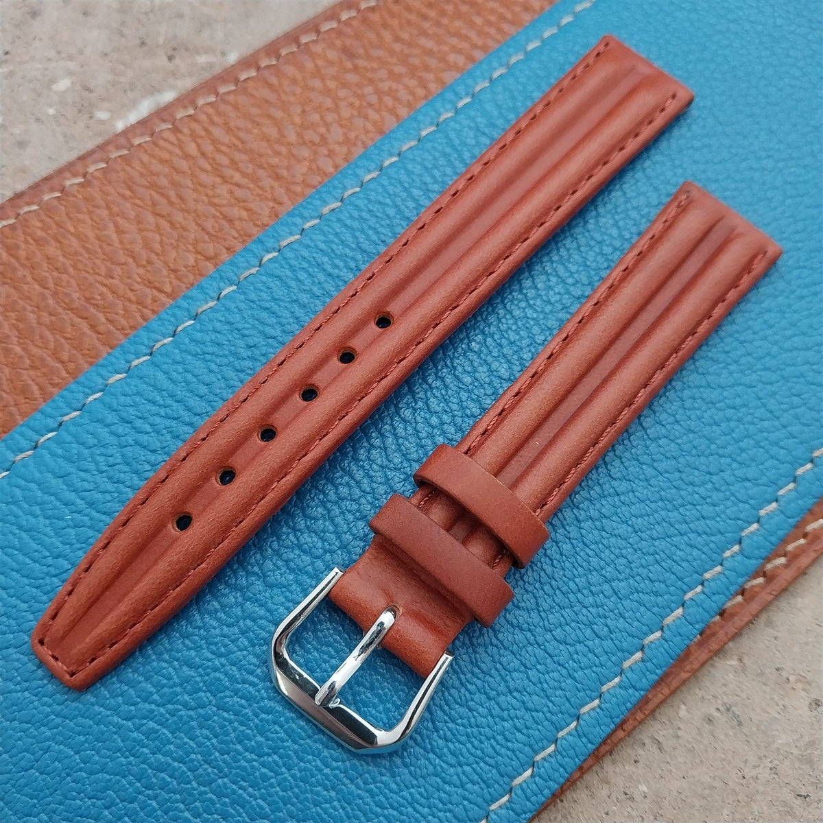 16mm Tapered 16/14 Brown Padded Ridge Leather Watch Band