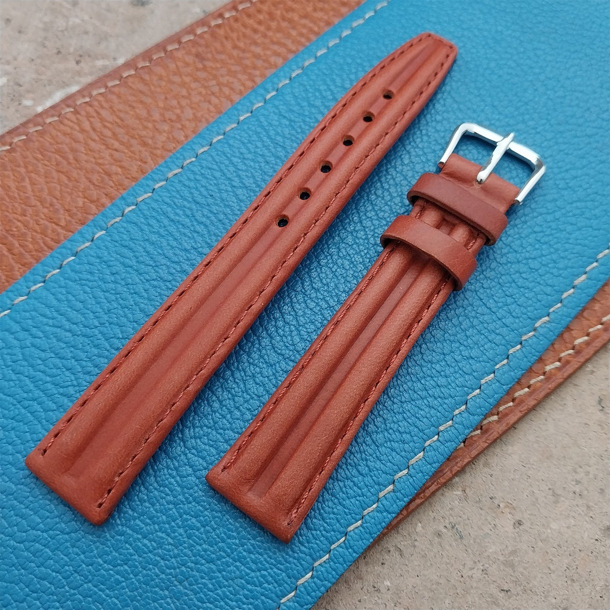 16mm Tapered 16/14 Brown Padded Ridge Leather Watch Band