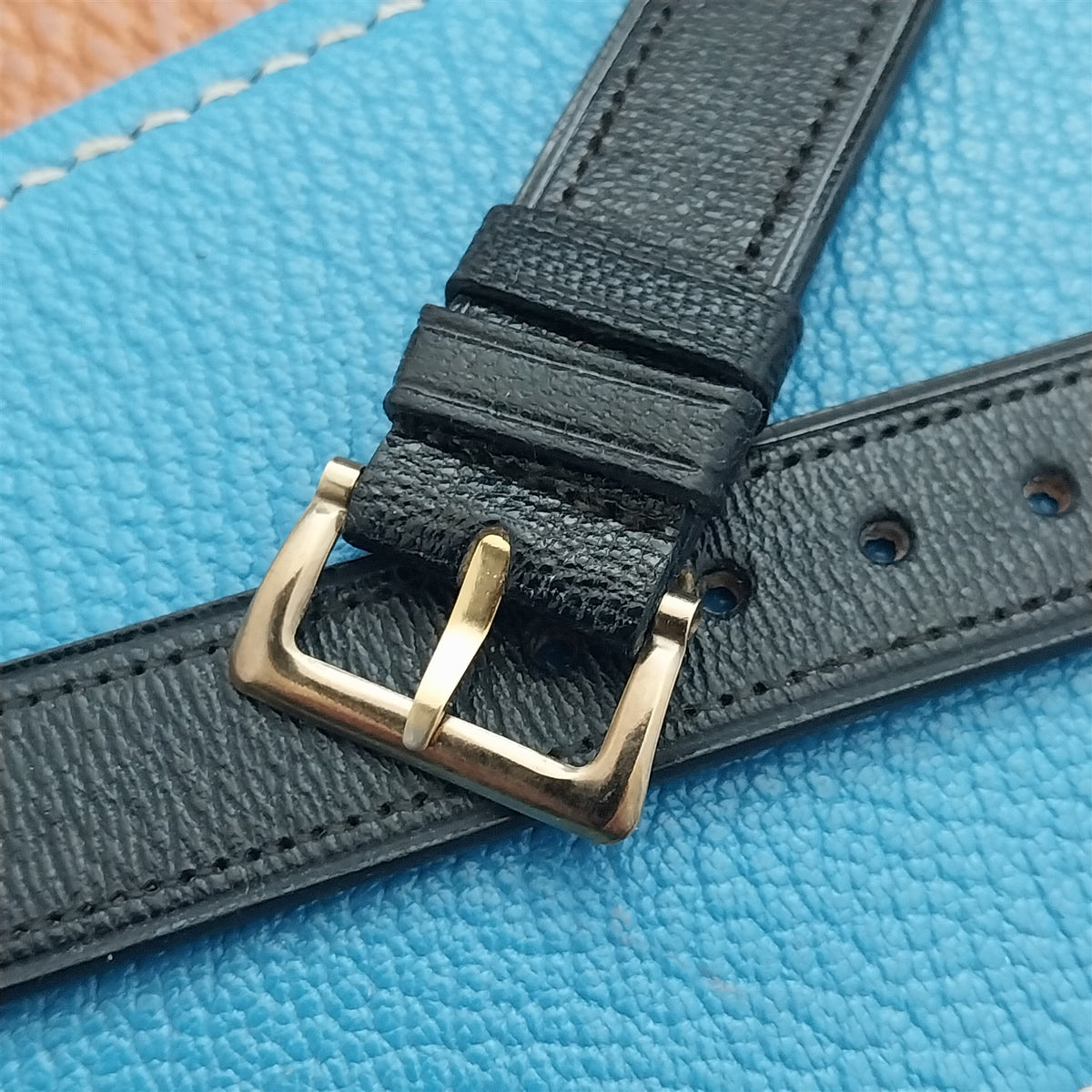 16mm Unpadded Black Morocco Leather 1940s nos Vintage Watch Band
