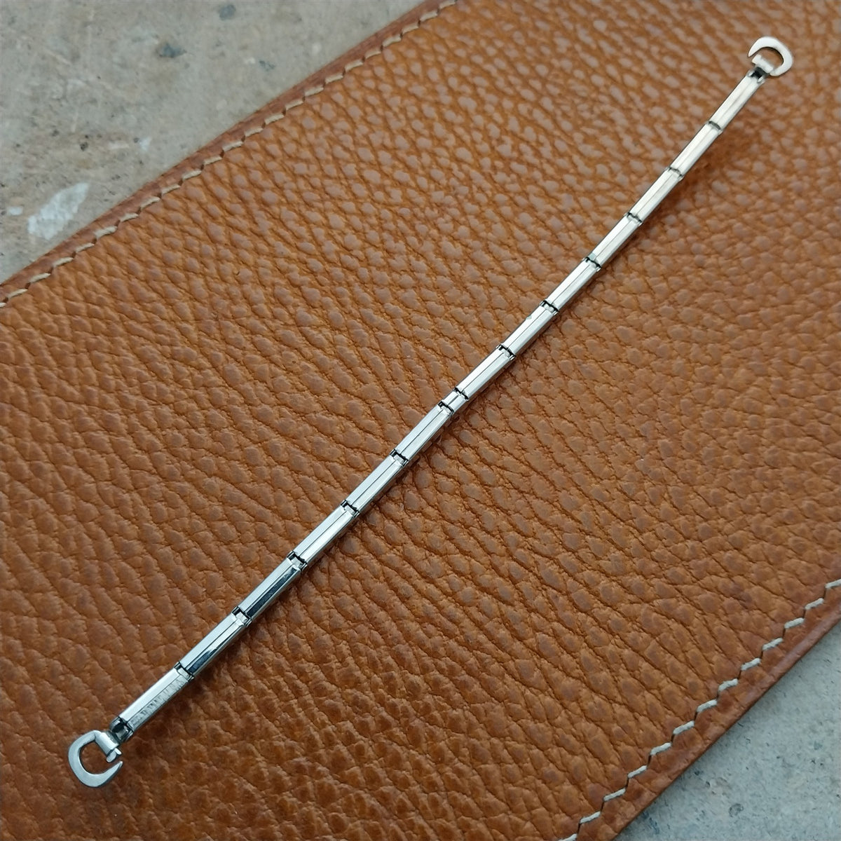 Vintage 1960s Kreisler White Gold-Filled Ladies Cocktail Watch Band