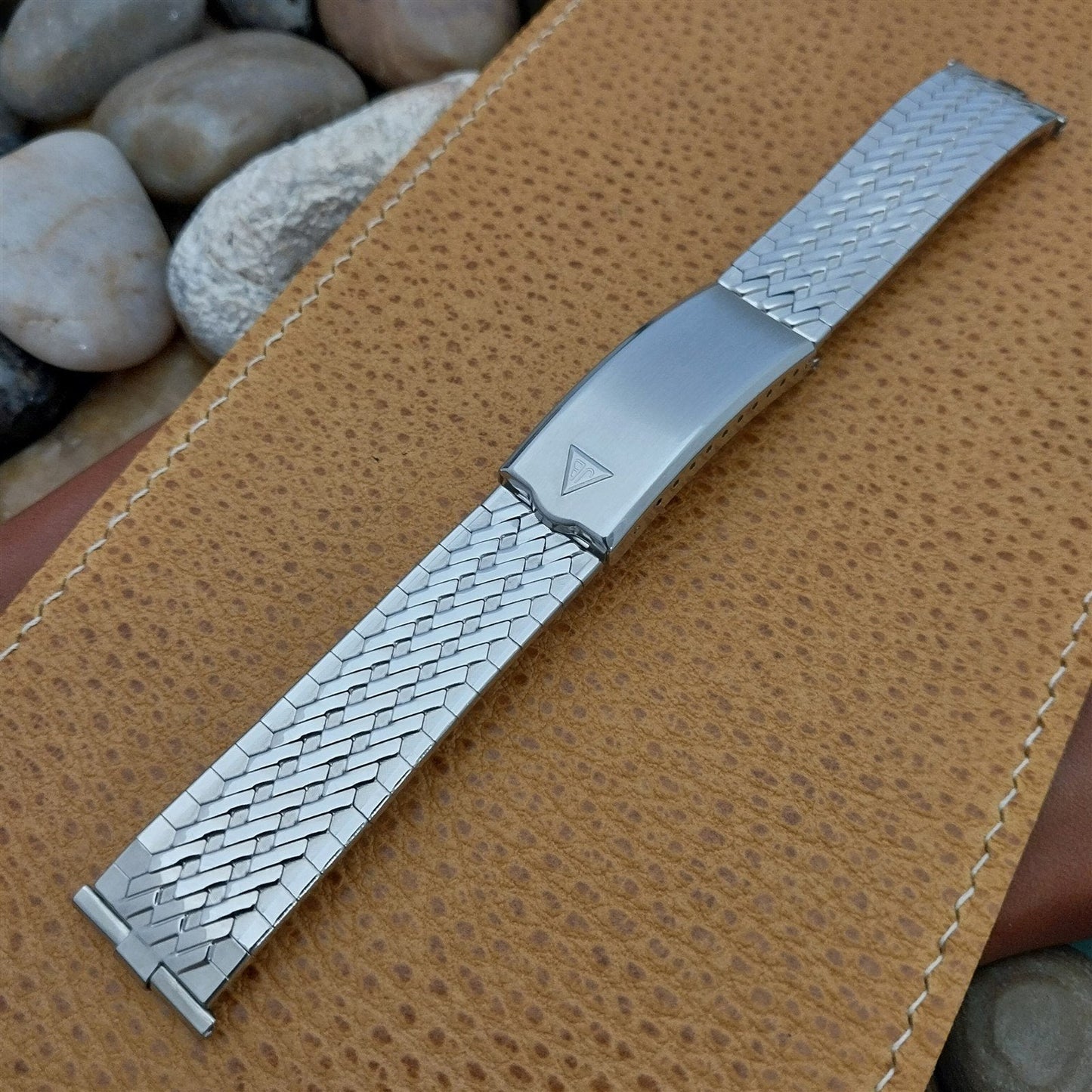 18mm 19mm Herringbone Stainless Steel JB Champion nos 1960s Vintage Watch Band