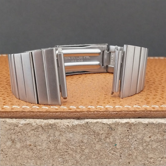 Vintage 19mm Stainless Steel Classic Flared 1970s nos Unused Watch Band
