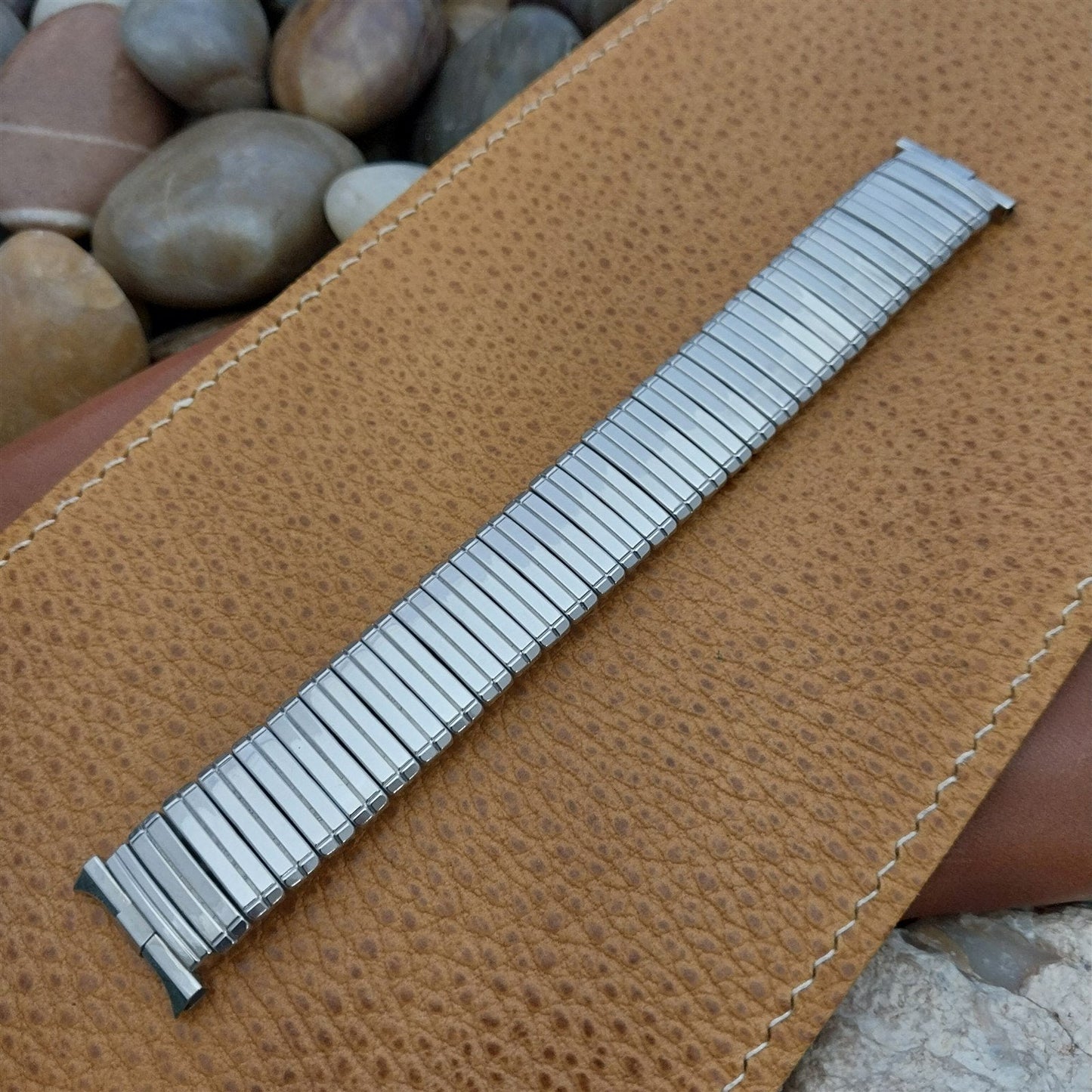 18mm 19mm JB Champion USA Wide Stainless Steel 1960s Unused Vintage Watch Band